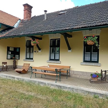 Nostalgie Bahnhof Appartement Gmund  Buitenkant foto